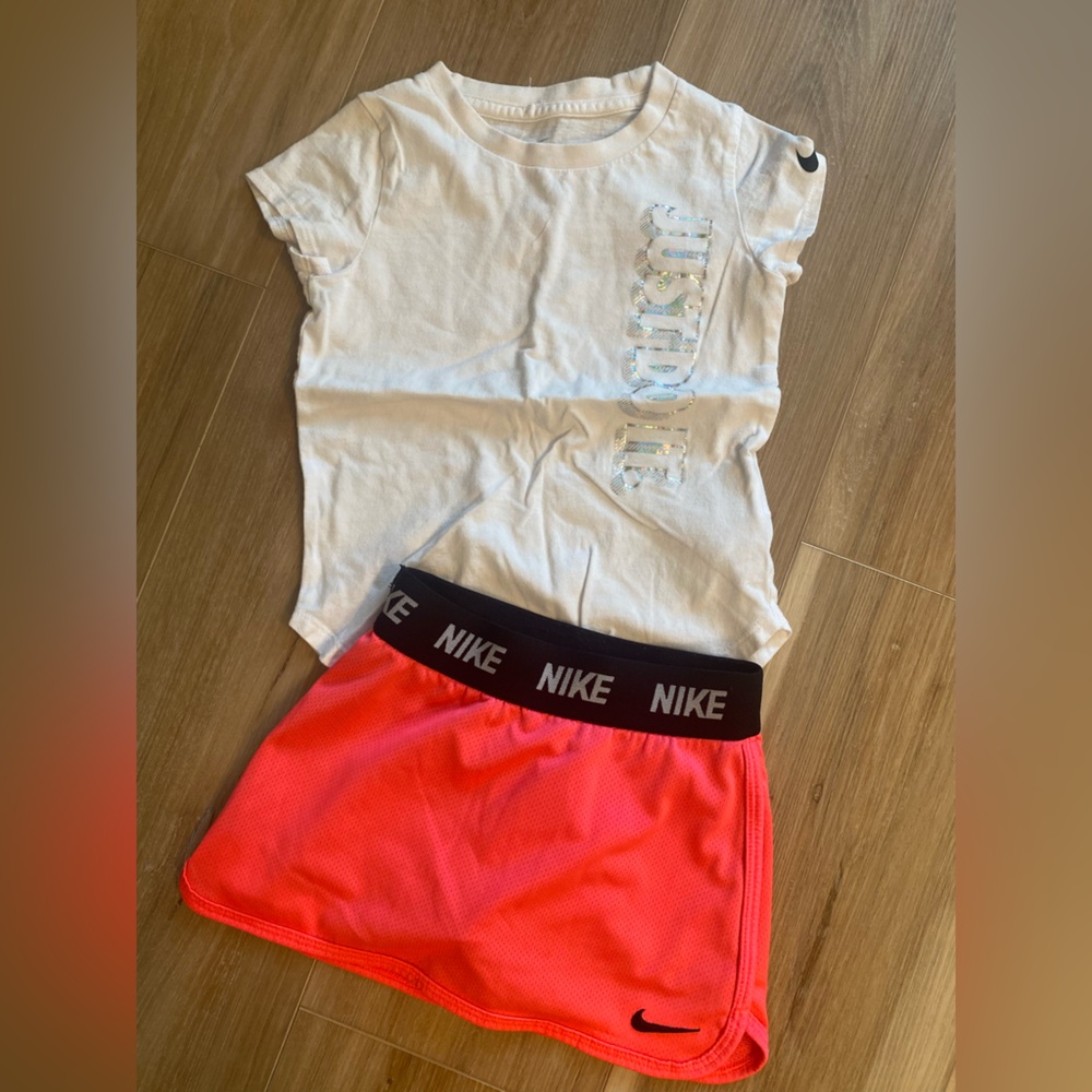 4t toddler girl Nike shirt and skort set